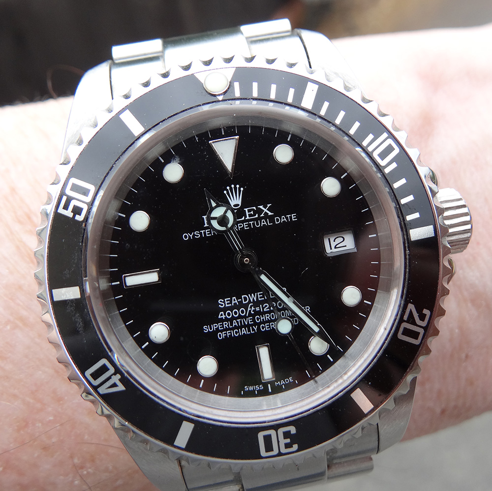 Rolex16600_SeaDwellerWrist02.jpg